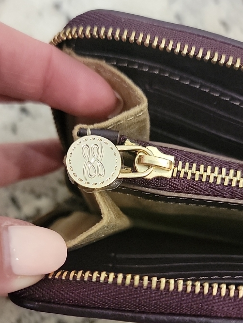 Lancel Paris Leather Wallet In The Color Raisin - Picture 13 of 16